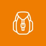 Symbol eines Rucksacks mit Schnalle, weiß umrandet auf orangefarbenem Hintergrund.