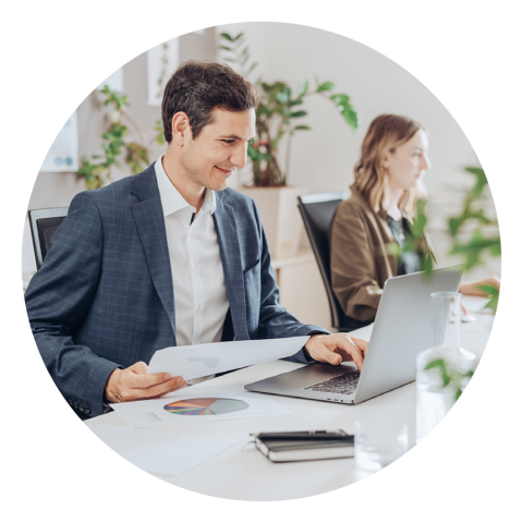 job-karriere-administration-fs24-900×900